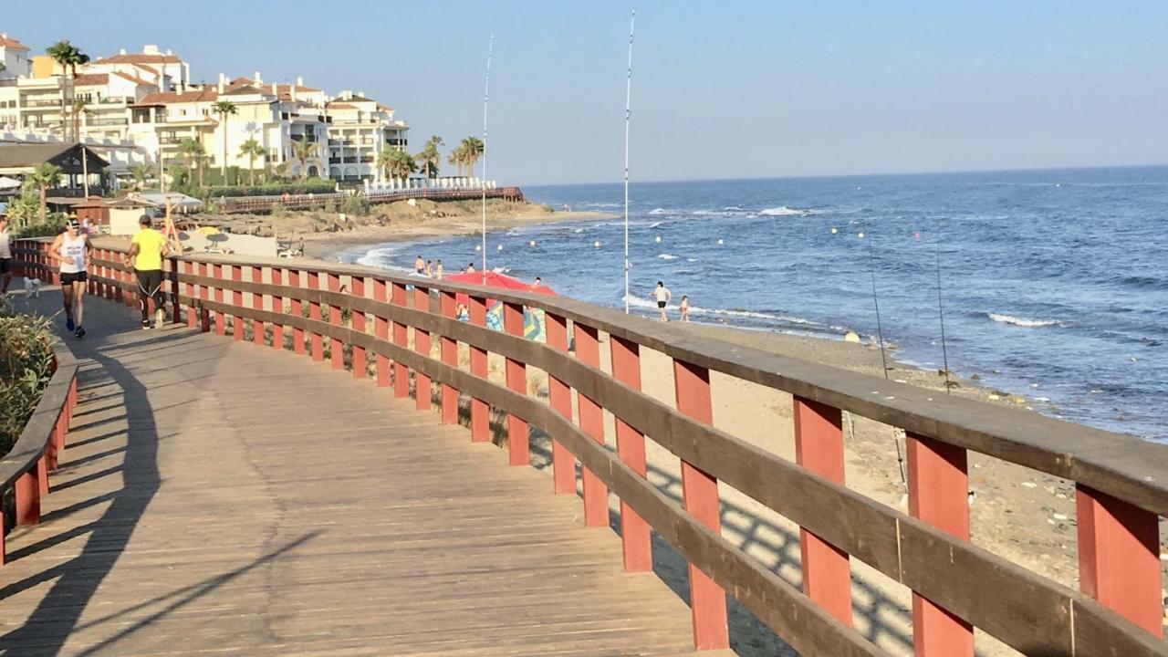 Mi Capricho A16 Beachfront Apartment Sitio de Calahonda Bagian luar foto