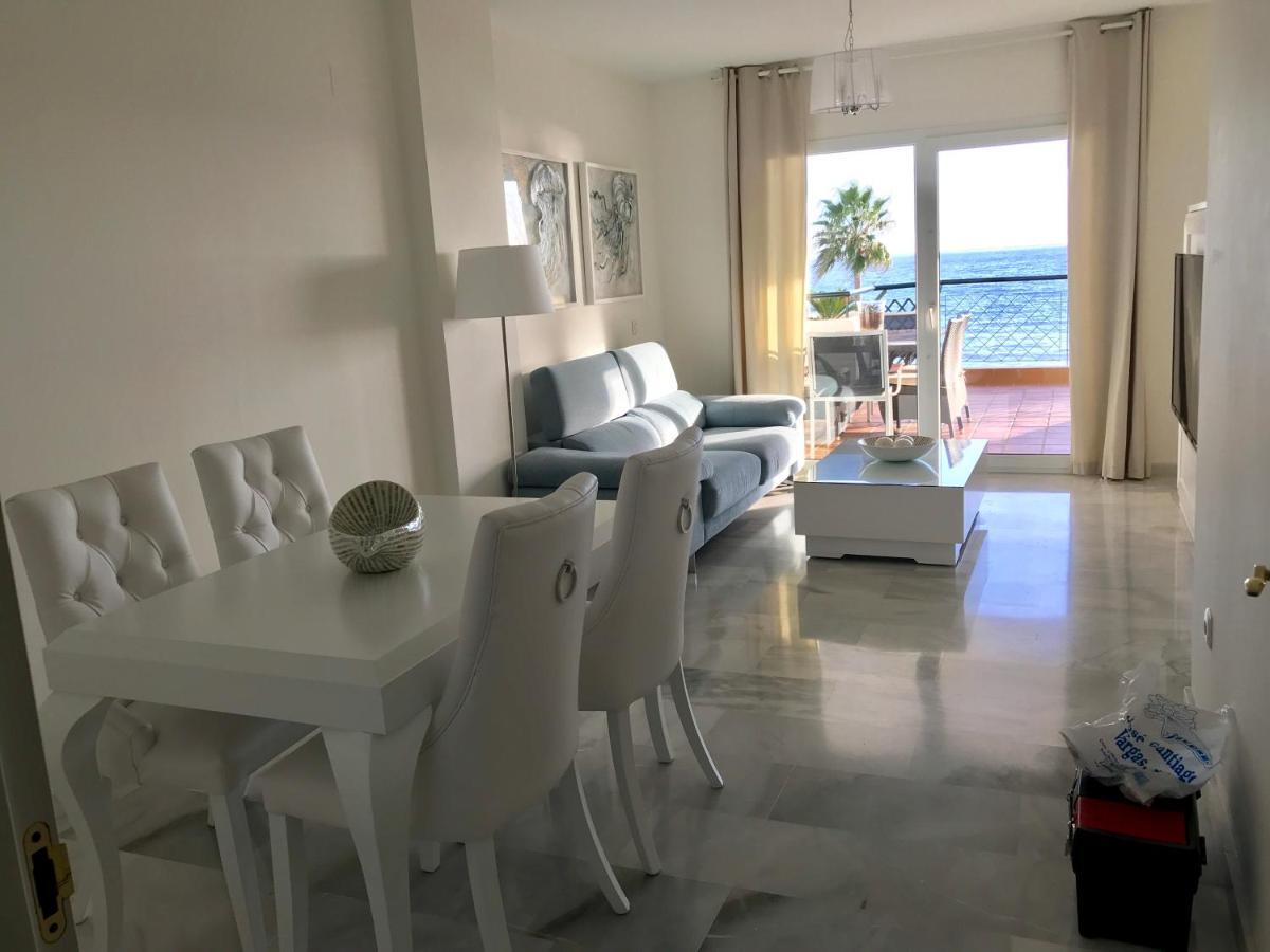 Mi Capricho A16 Beachfront Apartment Sitio de Calahonda Bagian luar foto